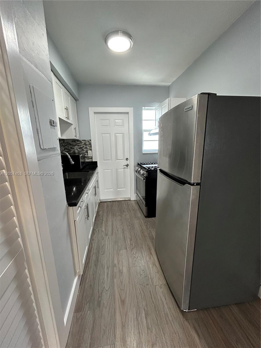 1024 Pennsylvania Ave # 2, Miami Beach FL 33139 photo 3