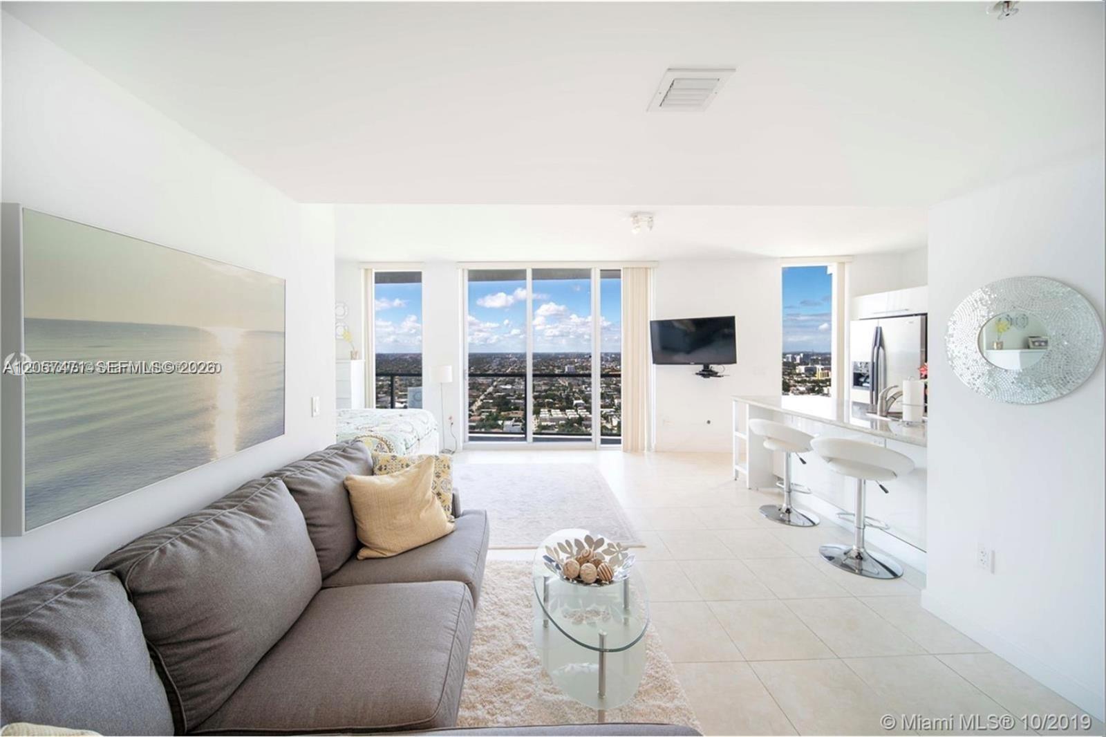 185 SW 7th St # 3600, Miami FL 33130 photo 2