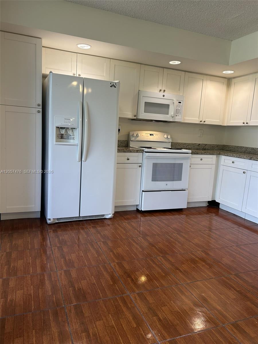 8520 SW 133rd Ave Rd # 213, Miami FL 33183 photo 3