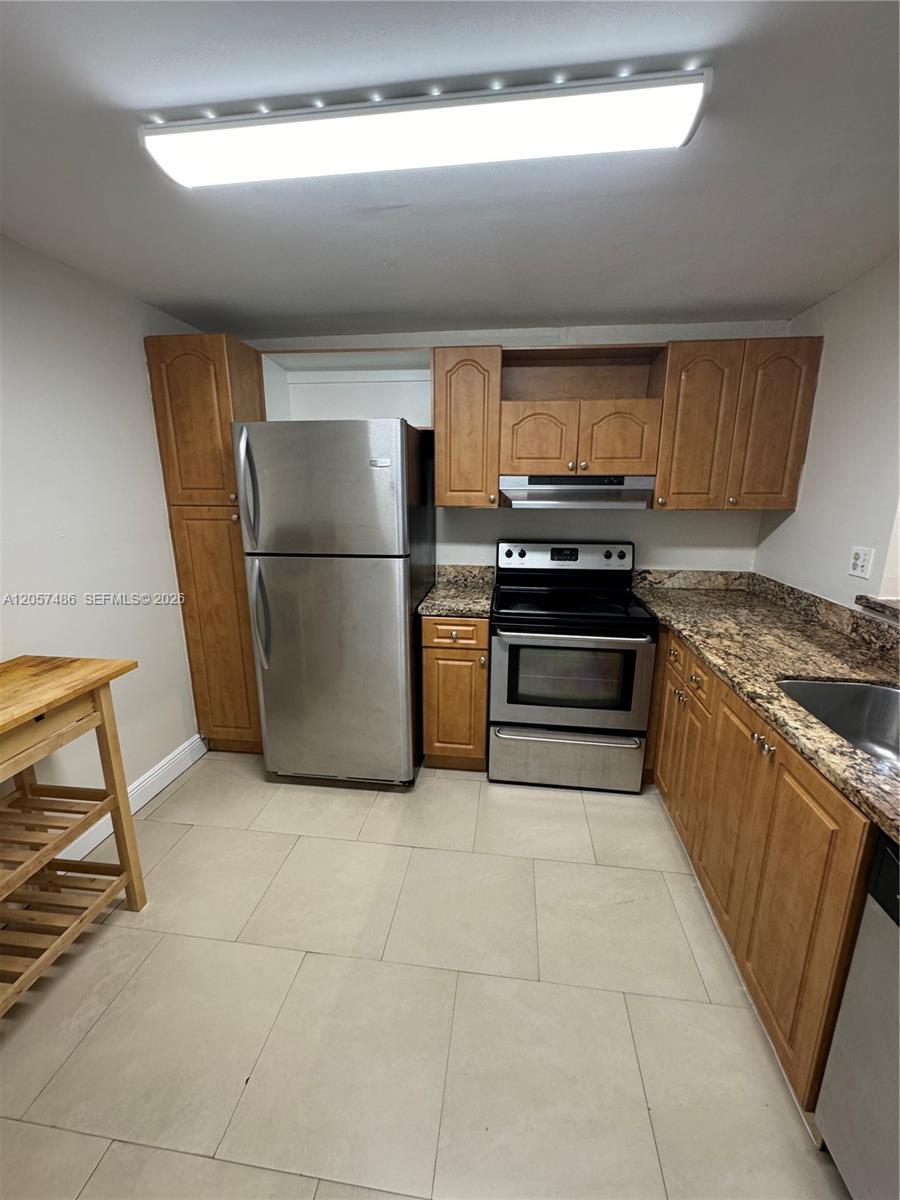 11243 SW 88 ST # 205F, Miami FL 33176 photo 2
