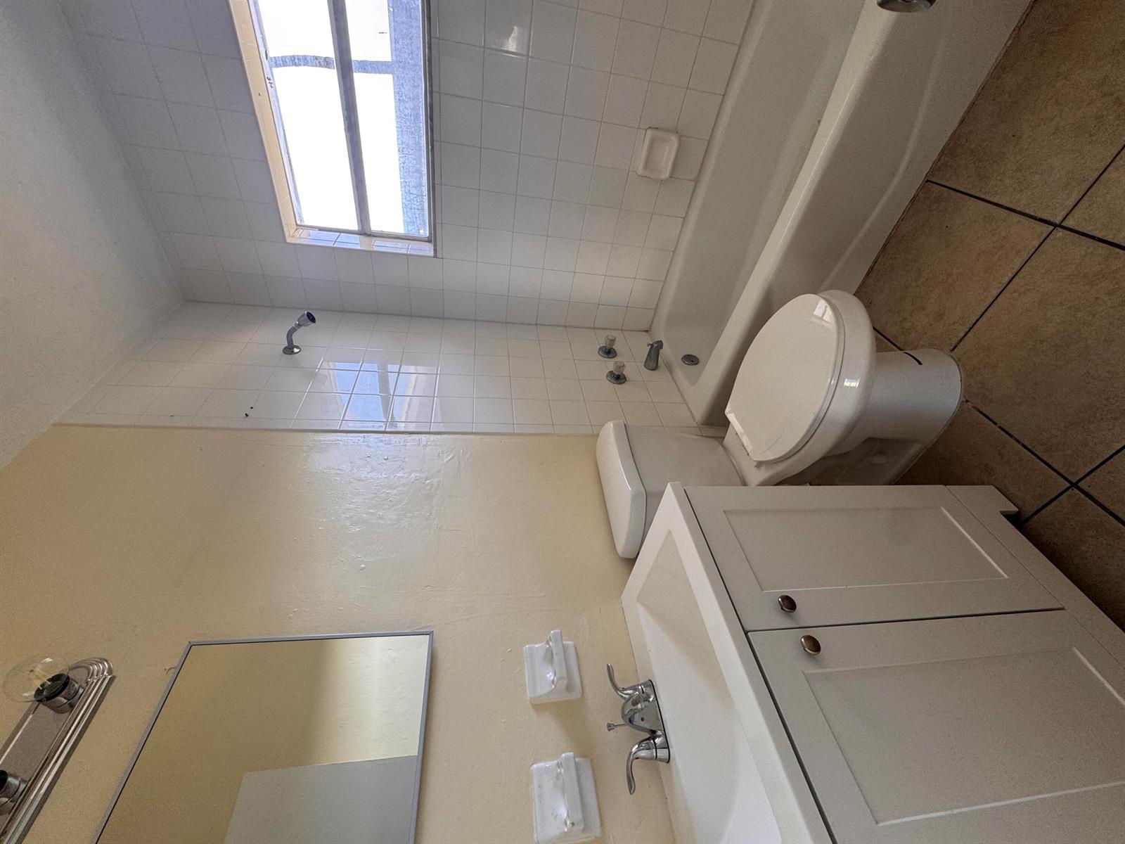 825 NW 10TH Terrace # 9, Fort Lauderdale FL 33311 photo 3