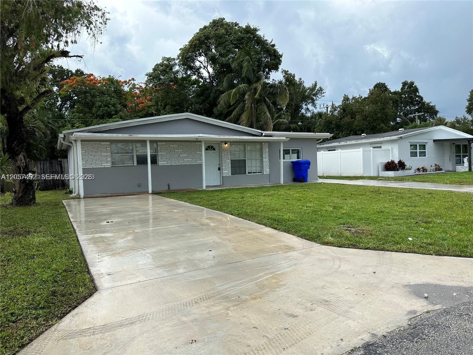 5820 Atlanta St # F, Hollywood FL 33021 photo 3