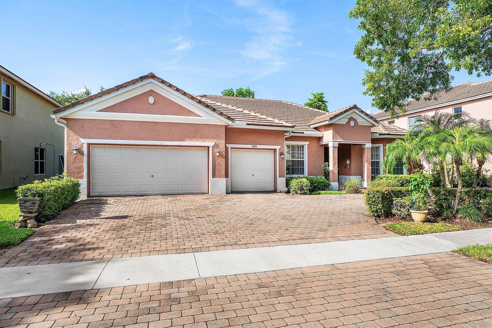 9058 SEDGEWOOD Drive, Lake Worth FL 33467 photo 2