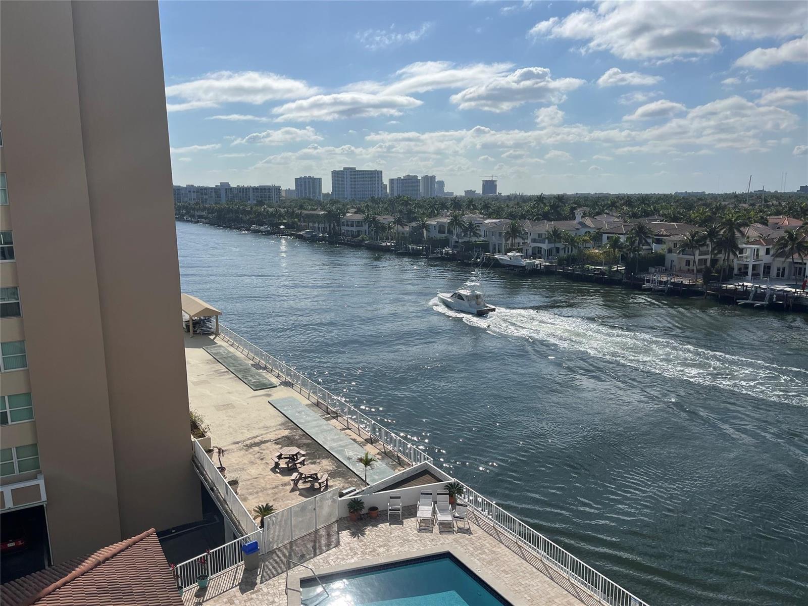 1400 S OCEAN Drive # 707, Hollywood FL 33019