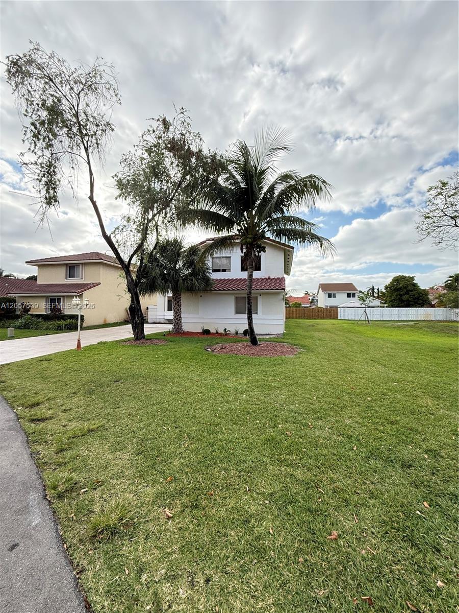 18318 NW 61st Ct, Hialeah FL 33015 photo 3