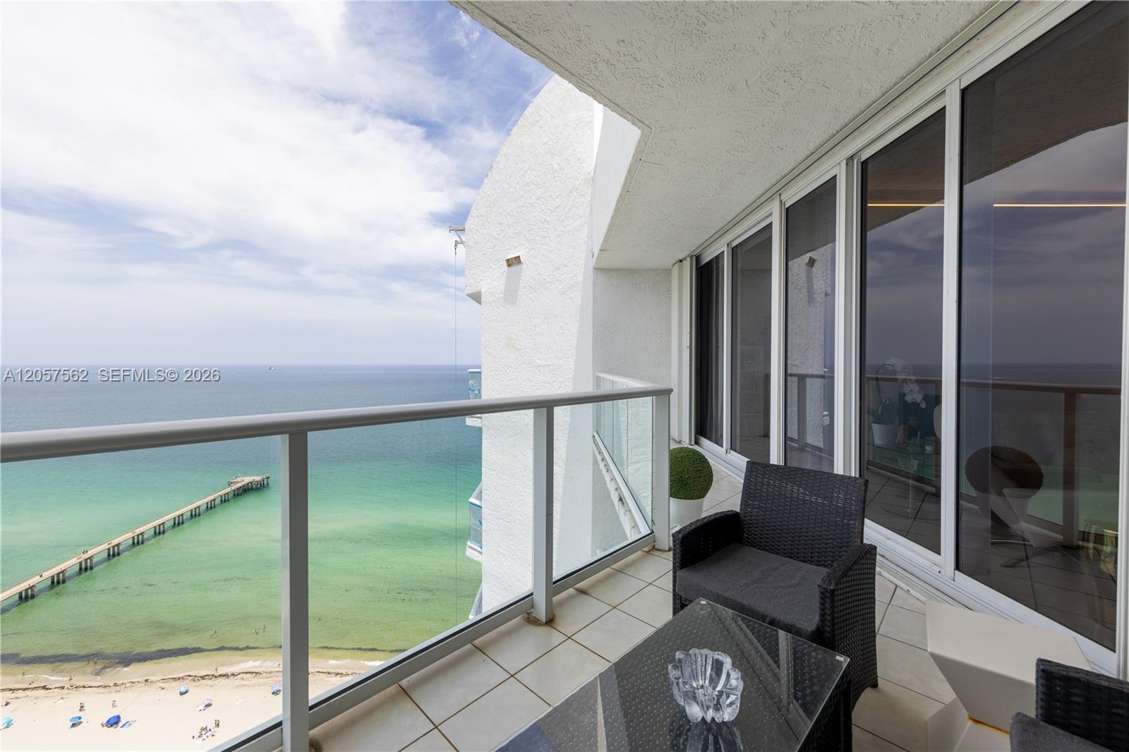 16445 Collins Ave, Sunny Isles Beach FL 33160 photo 4