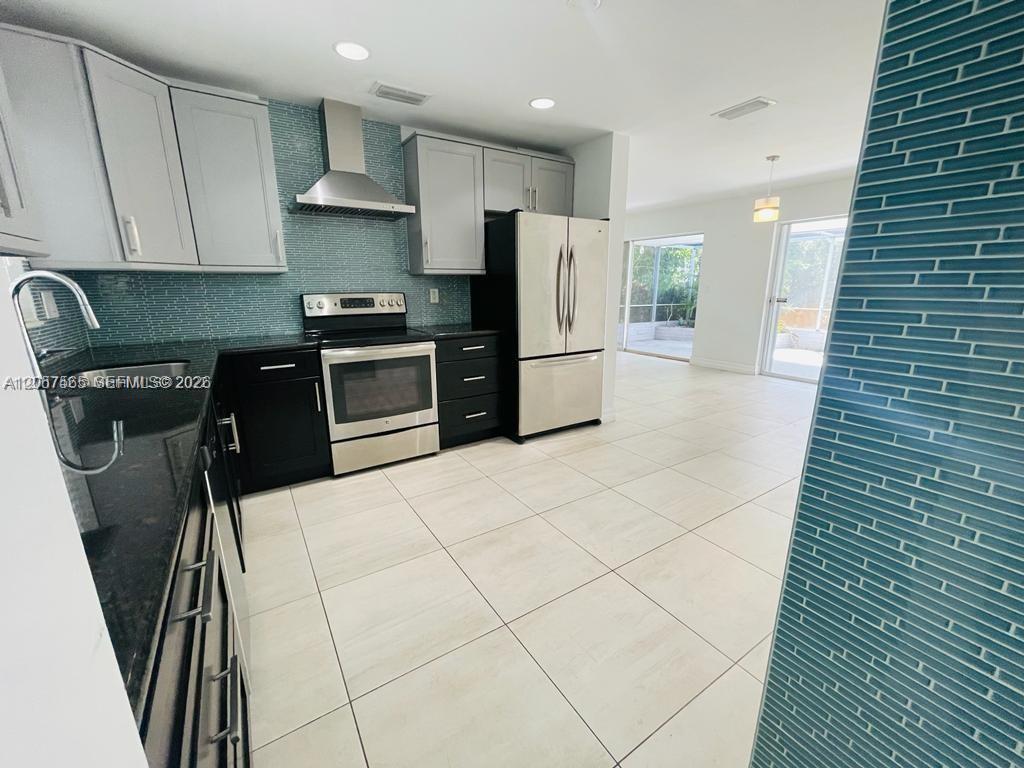 1900 NE 41st St # 0, Oakland Park FL 33308 photo 5