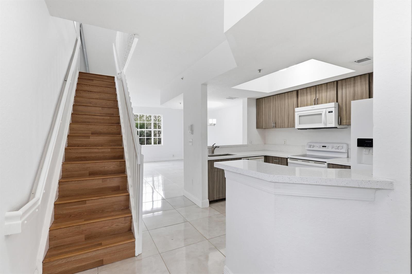 785 SW 148th Avenue # 1402, Sunrise FL 33325 photo 4