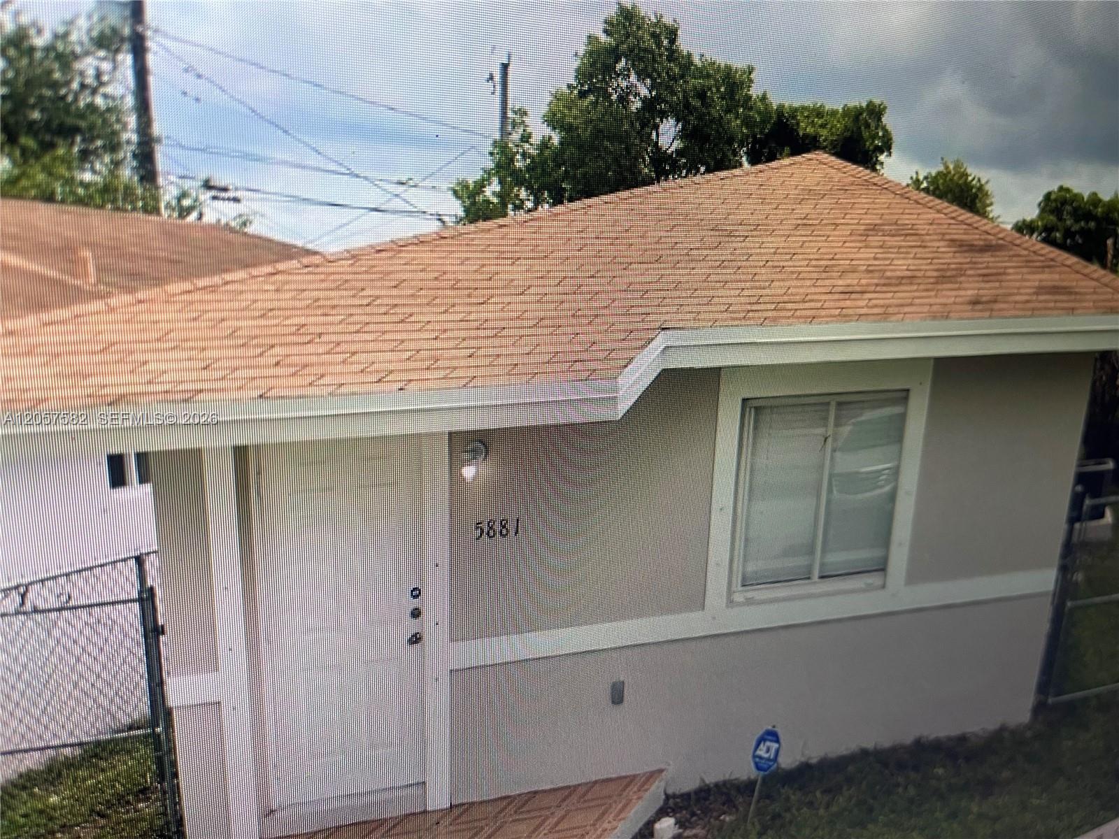 5881 NW 32nd Ave # 5881, Miami FL 33142 photo 2