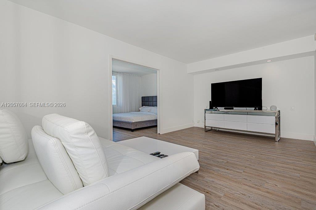 2301 Collins Ave # 1528, Miami Beach FL 33139 photo 3