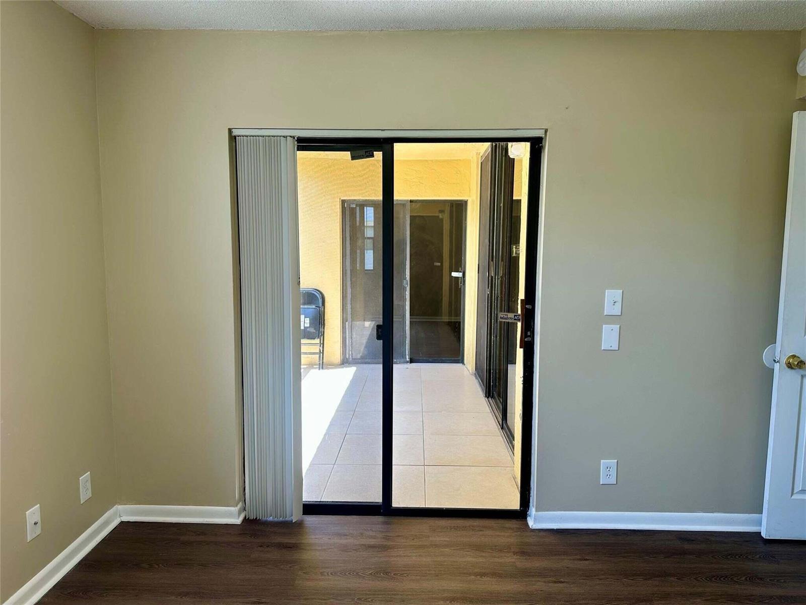 5701 RIVERSIDE Drive, Coral Springs FL 33067 photo 5