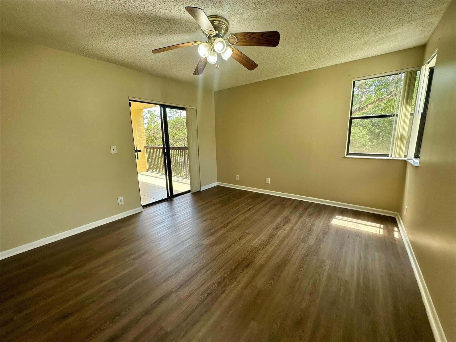 5701 RIVERSIDE Drive, Coral Springs FL 33067 photo 4