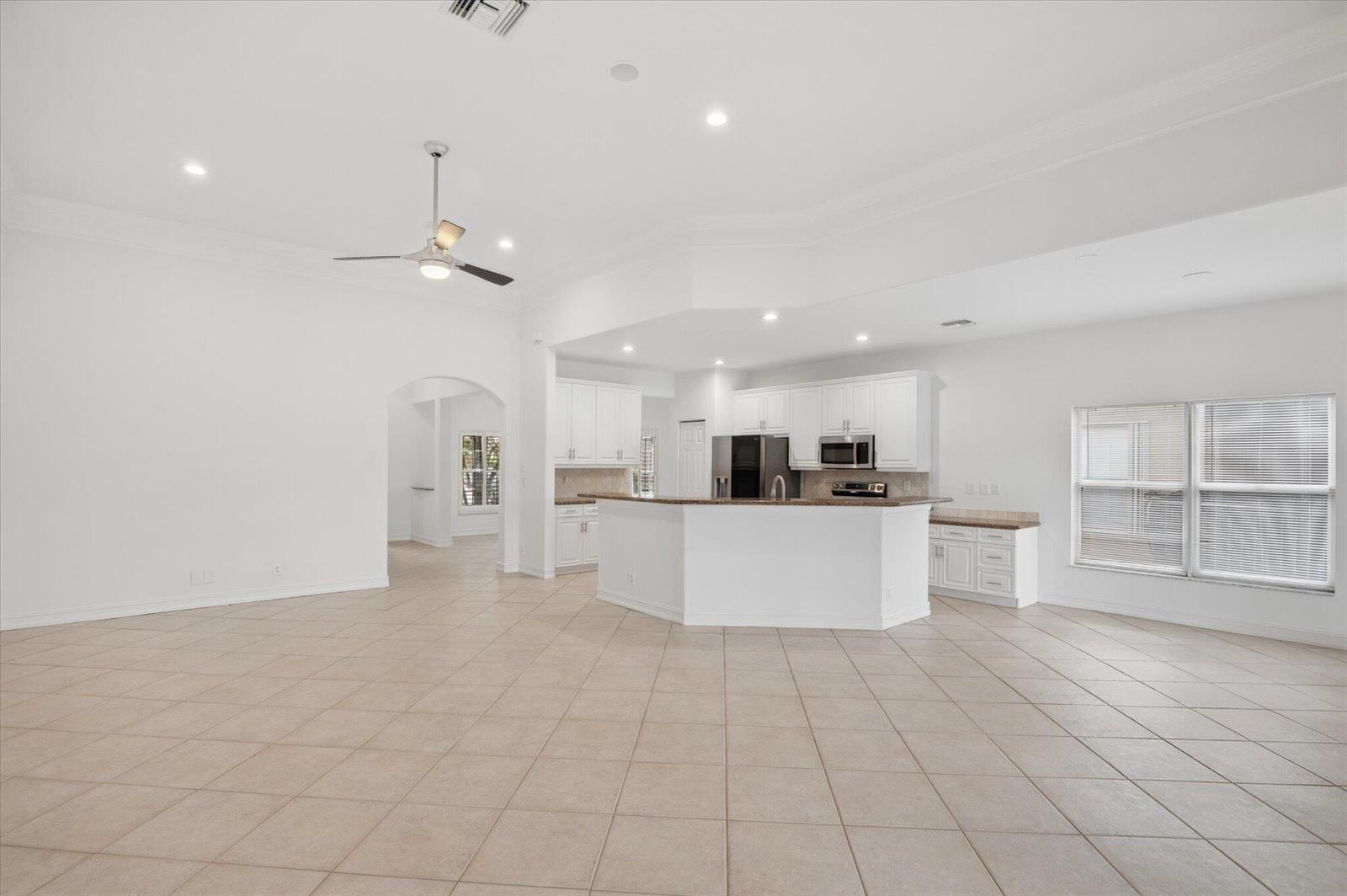 11289 NW 65th Manor, Parkland FL 33076 photo 5