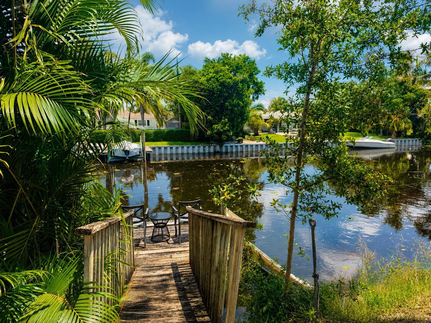 2452 Waterside Drive, FL 33461