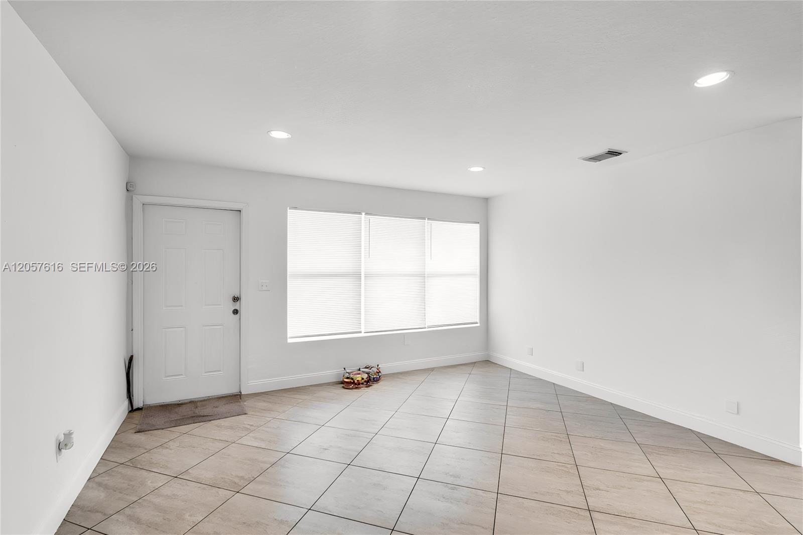 1420 NW 195th St, Miami Gardens FL 33169 photo 3