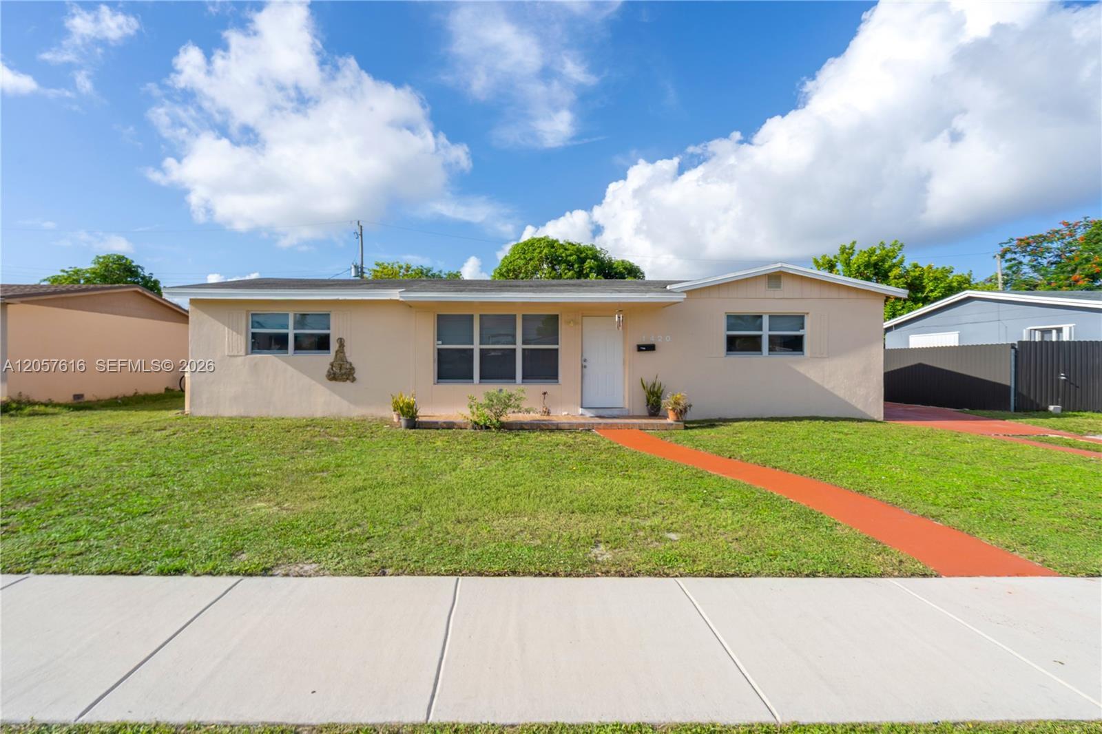 1420 NW 195th St, Miami Gardens FL 33169