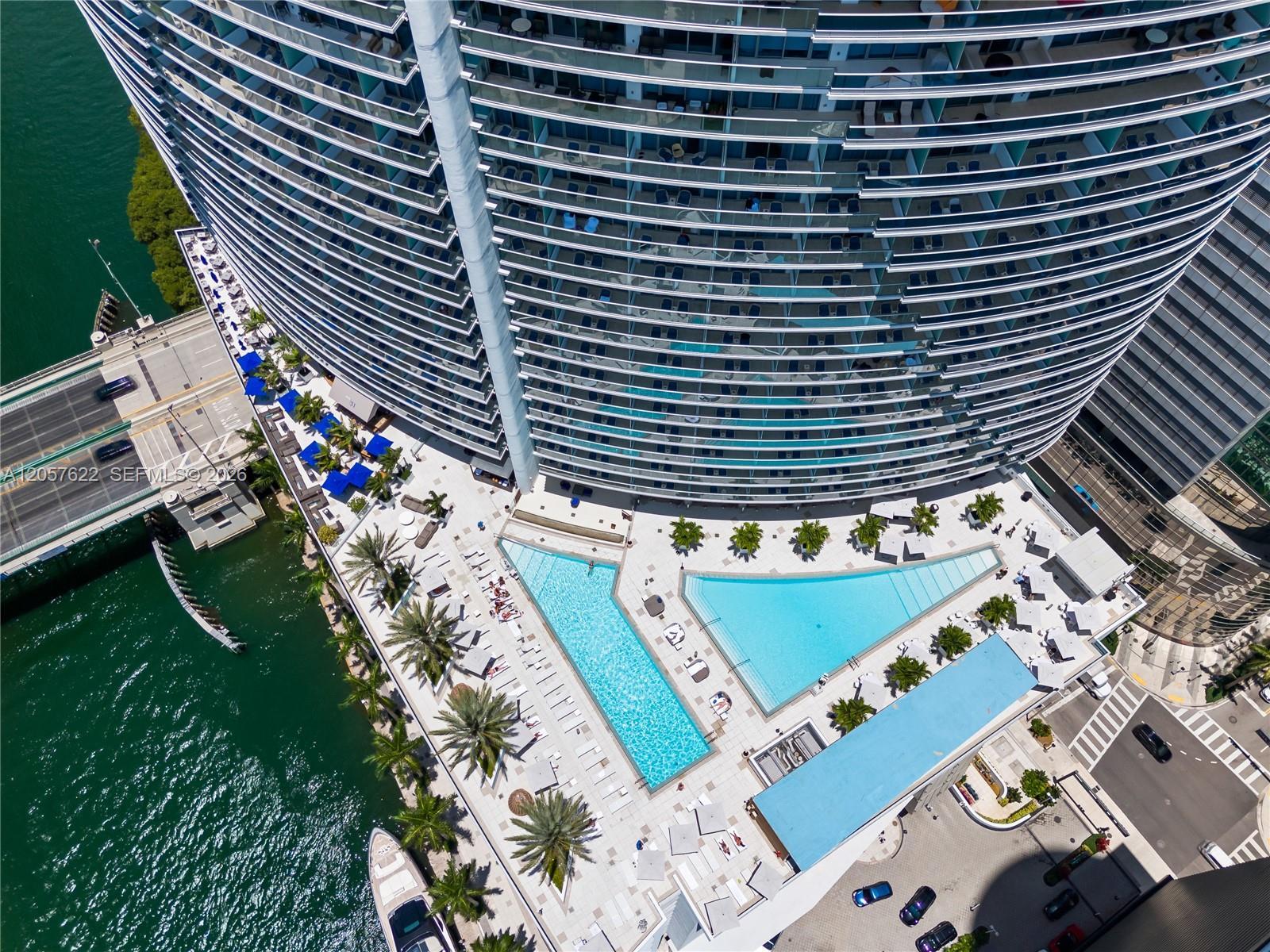 200 Biscayne Boulevard Way # 4004, Miami FL 33131 photo 2