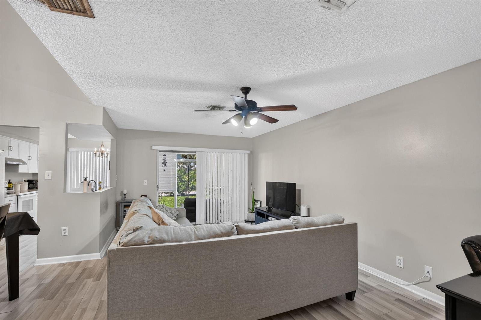 5314 SAPPHIRE Valley, Boca Raton FL 33486 photo 4