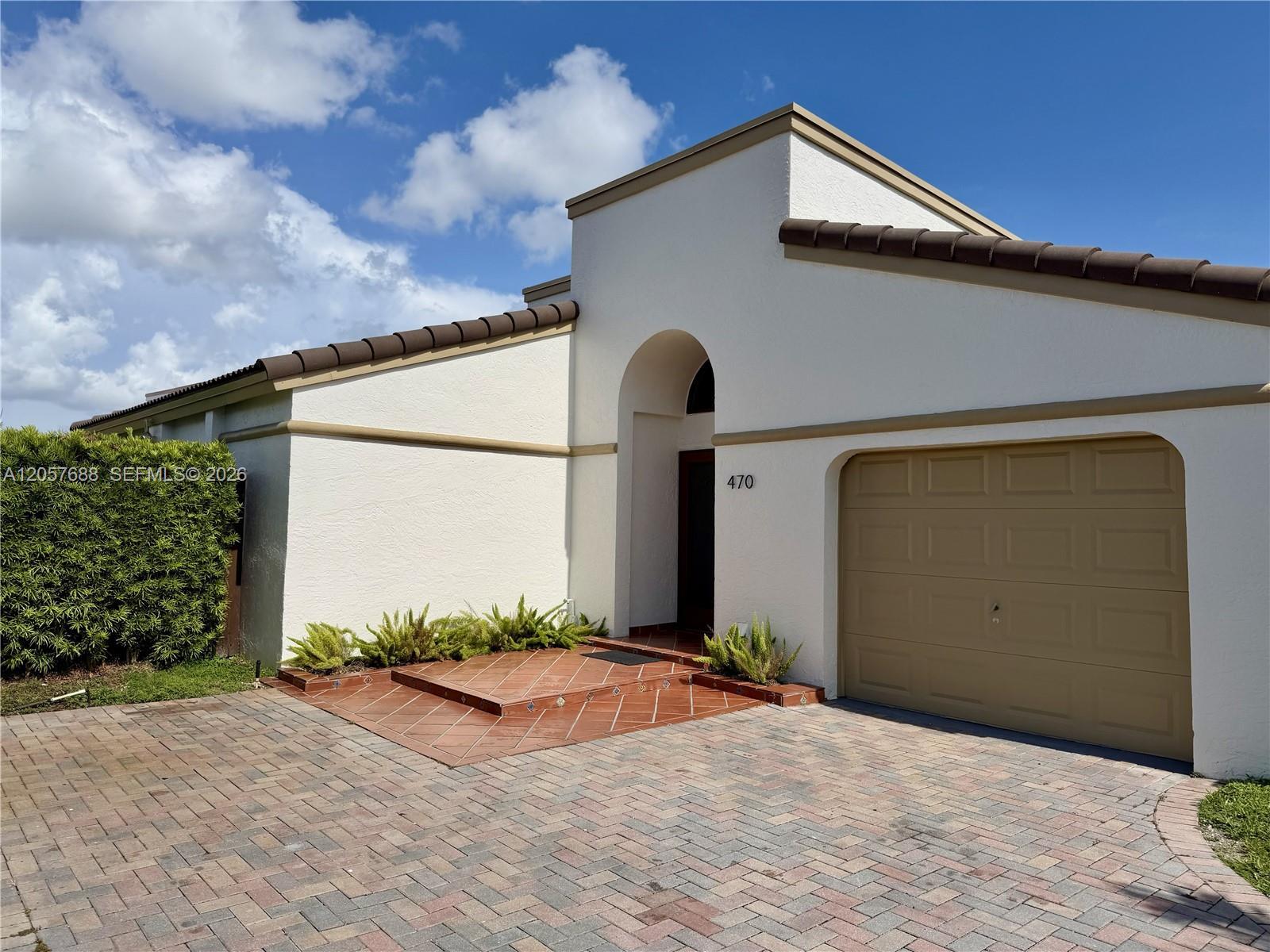 470 SW 88th Pl E, Miami FL 33174