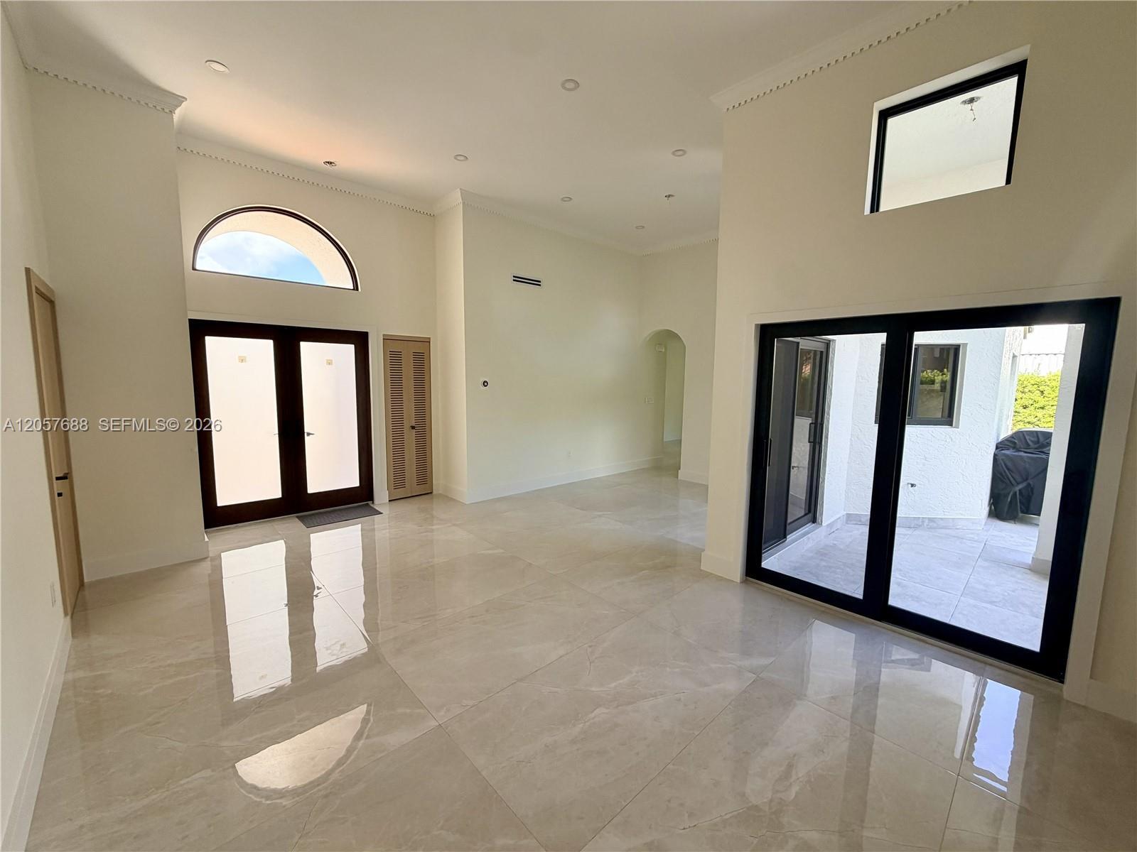 470 SW 88th Pl E, Miami FL 33174 photo 4