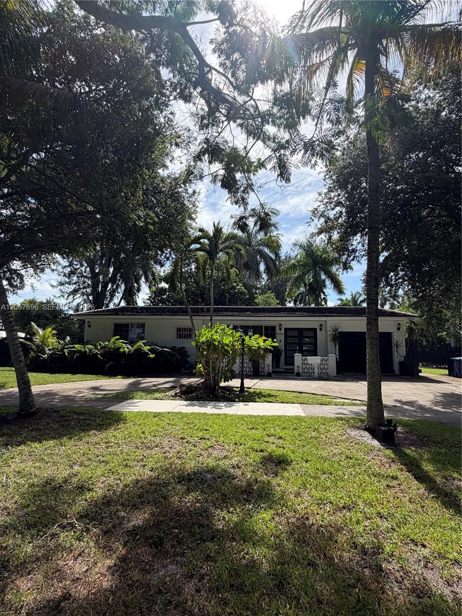 15700 N Miami Ave, Miami FL 33169 photo 2