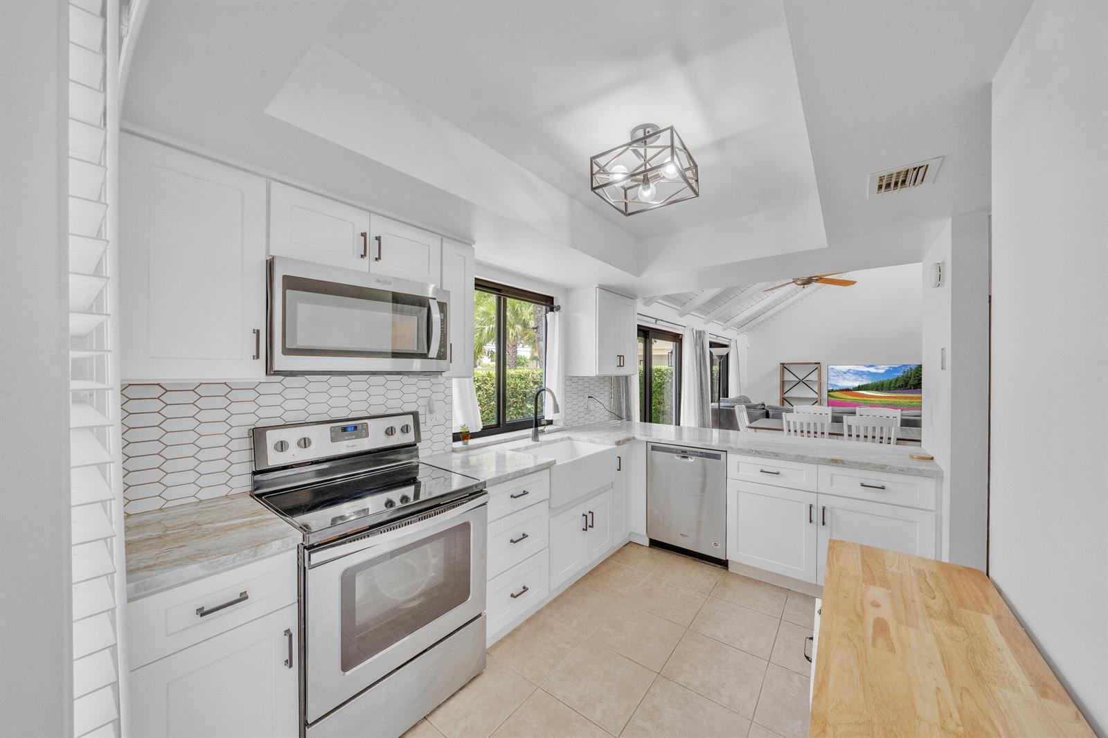 235 NW 15TH Street, Boca Raton FL 33432 photo 2