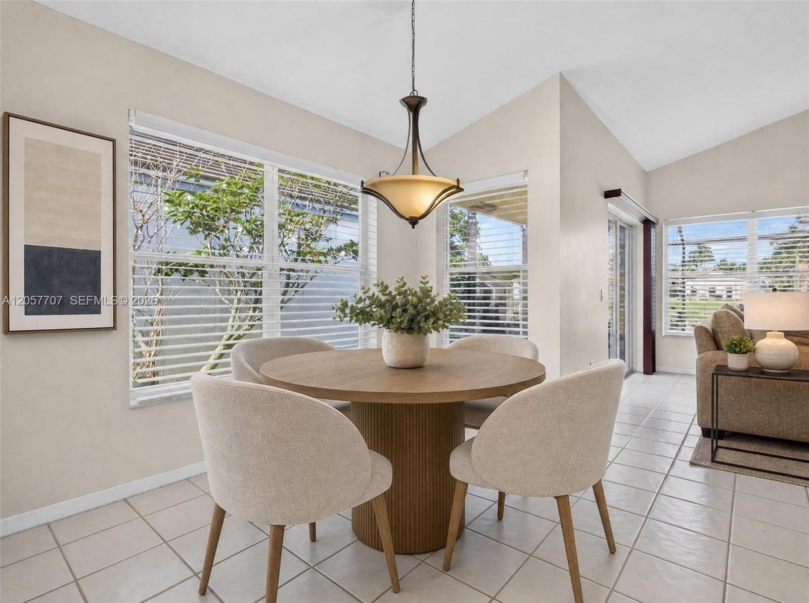 9313 Arborwood Cir, Davie FL 33328 photo 2