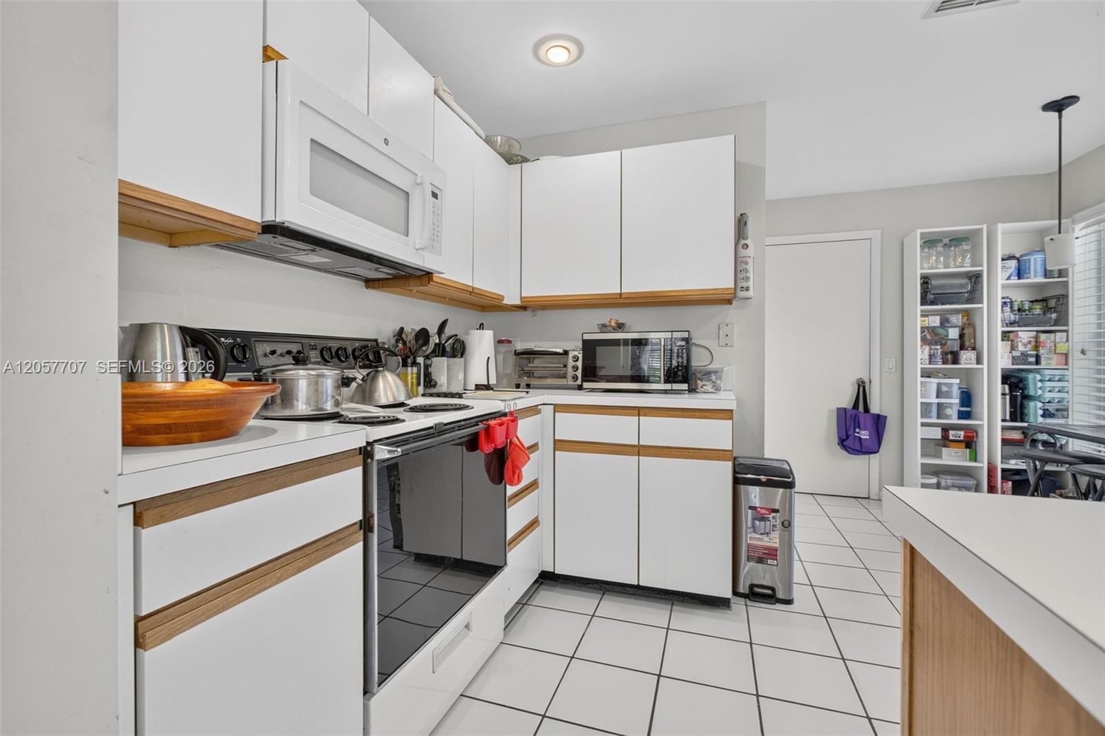 9313 Arborwood Cir, Davie FL 33328 photo 5