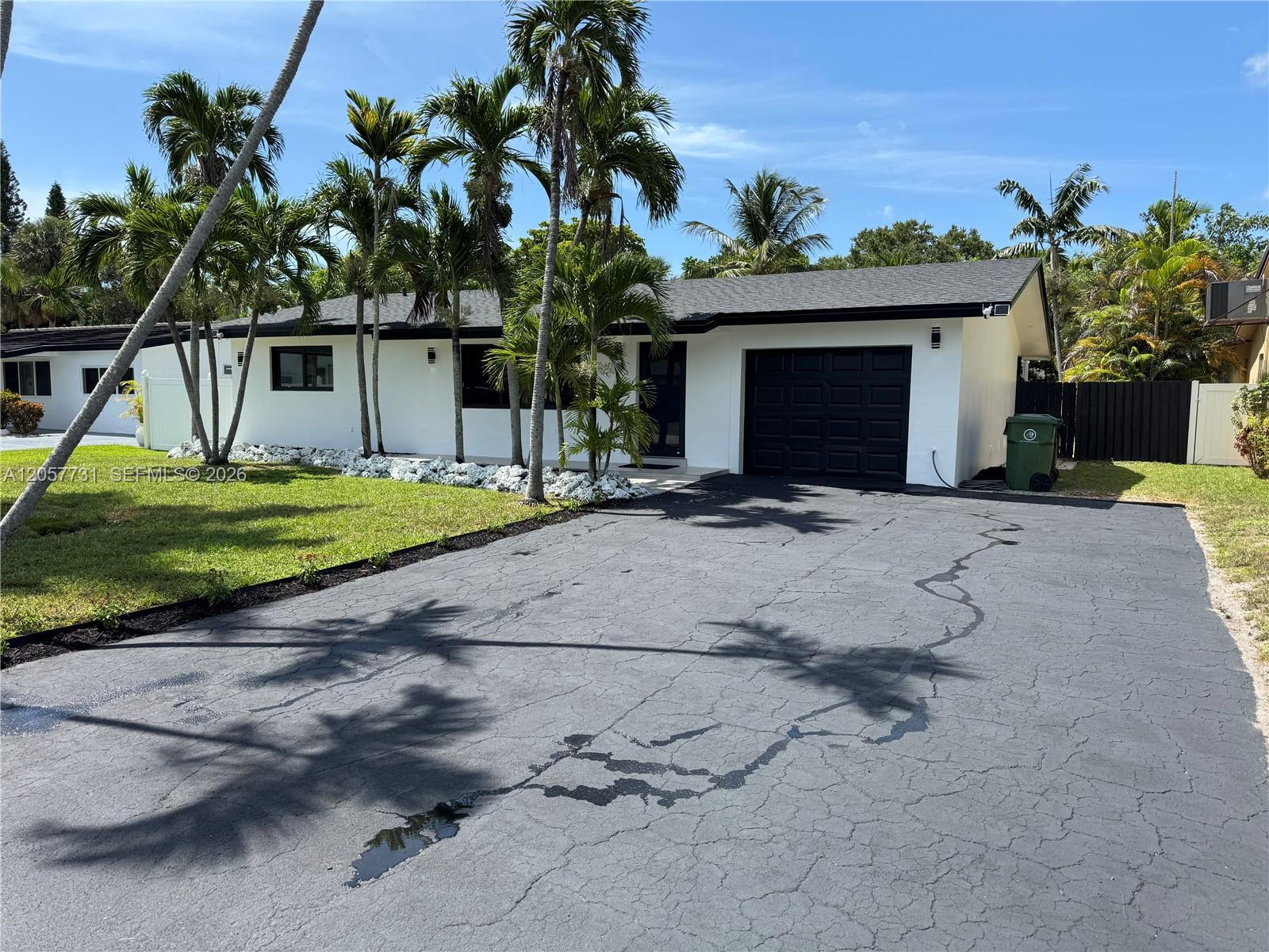 1370 SW 32nd St, Fort Lauderdale FL 33315 photo 2