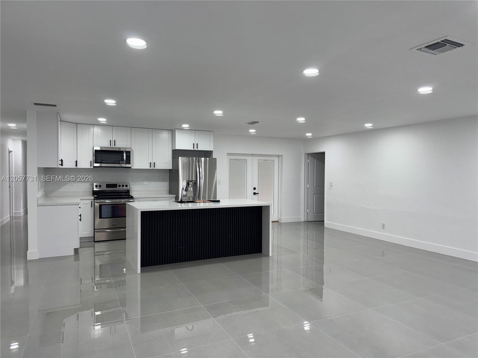 1370 SW 32nd St, Fort Lauderdale FL 33315 photo 5