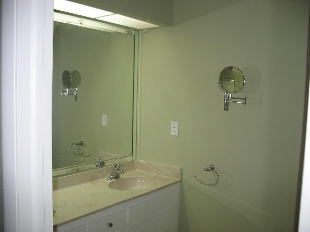 1805 Richard Lane, Palm Springs FL 33406 photo 4