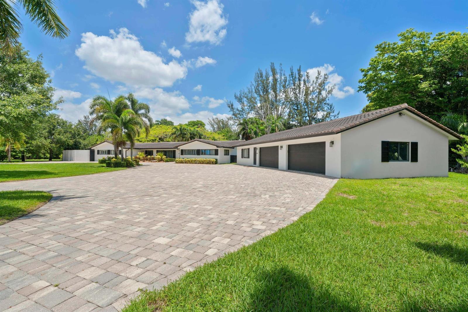 14701 Sunset Lane, Southwest Ranches FL 33330 photo 2