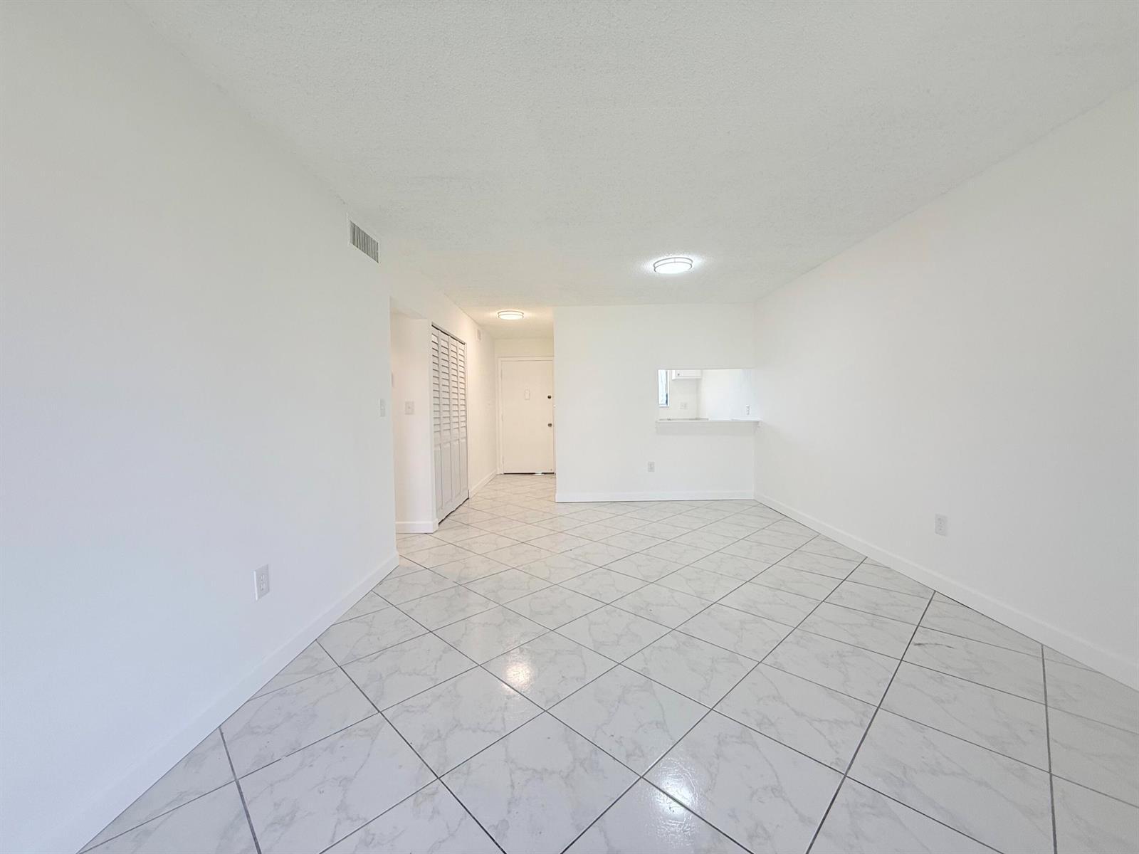 6106 FOREST HILL Boulevard # 204, West Palm Beach FL 33415 photo 4