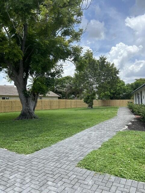 12447 Westhampton Circle, Wellington FL 33414 photo 3