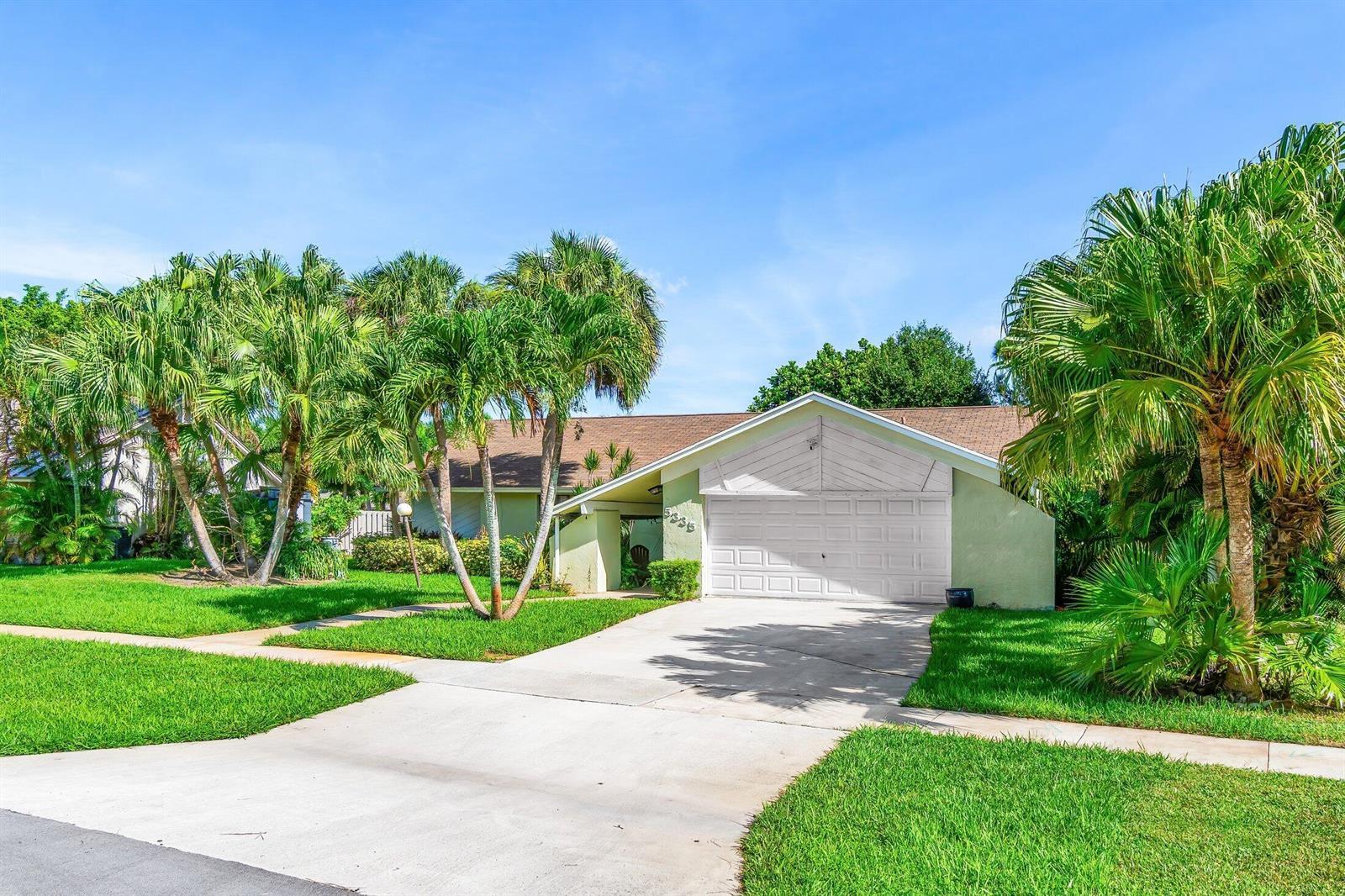 5335 Havasu Court, Lake Worth FL 33467 photo 2
