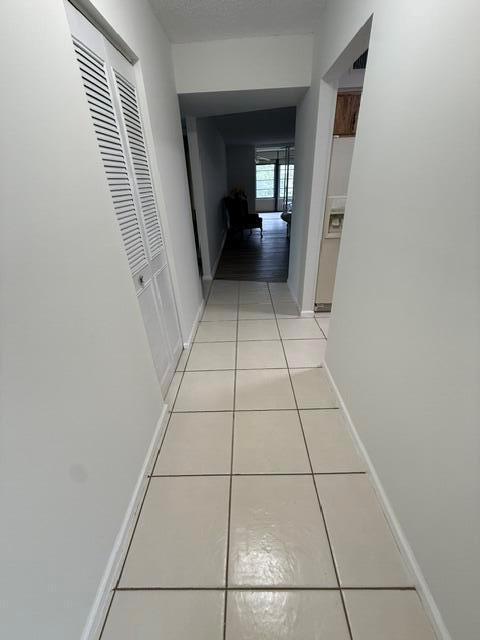 7210 Lake Cir Drive, Margate FL 33063 photo 4
