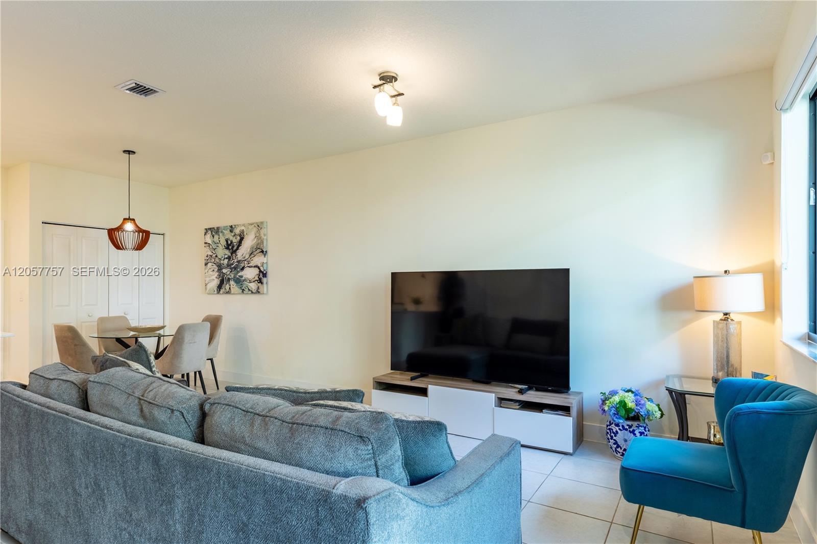 4623 NW 83rd Pkwy, Doral FL 33166 photo 4