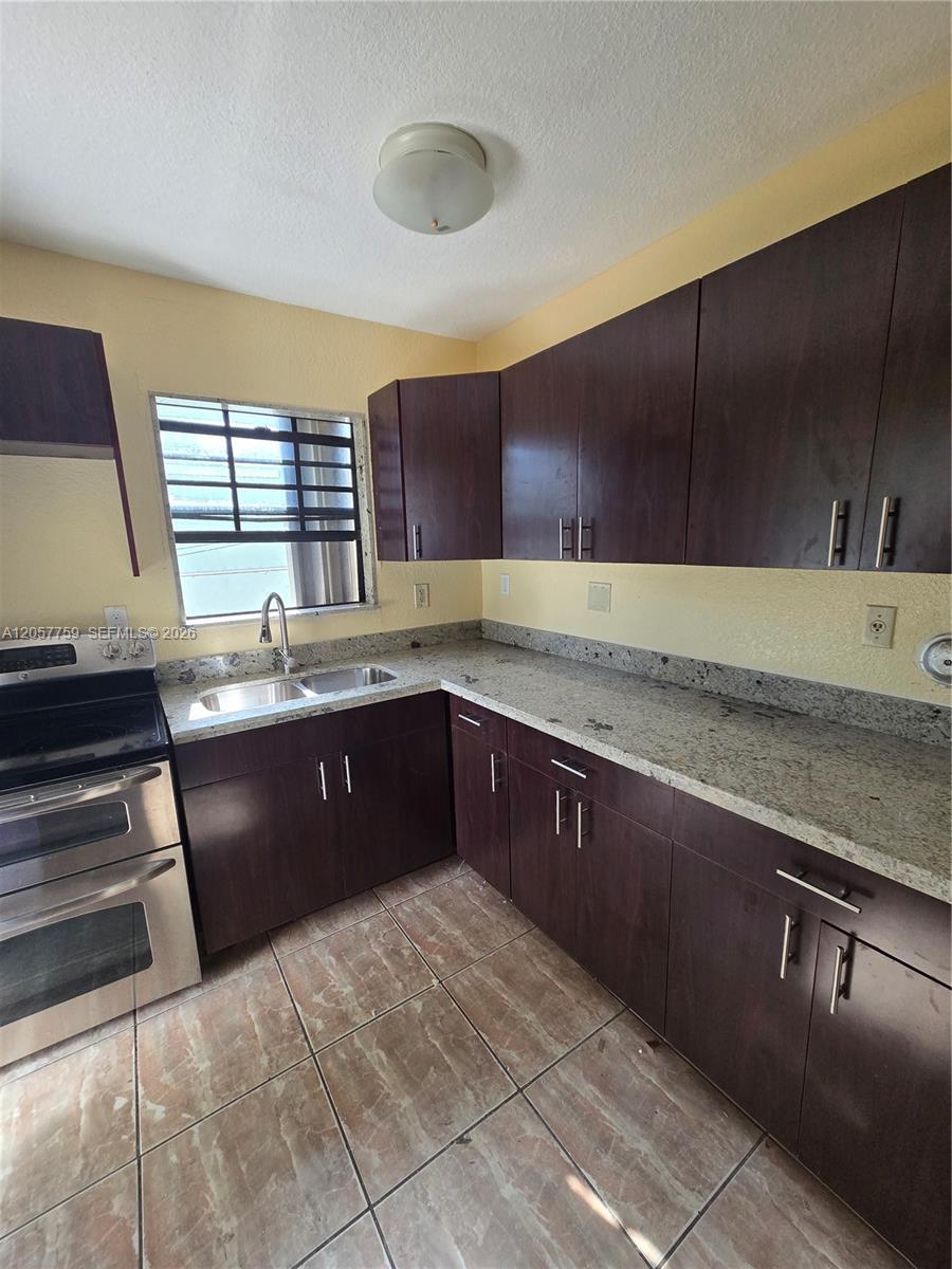 311 NW 97th St # 311, Miami FL 33150 photo 3