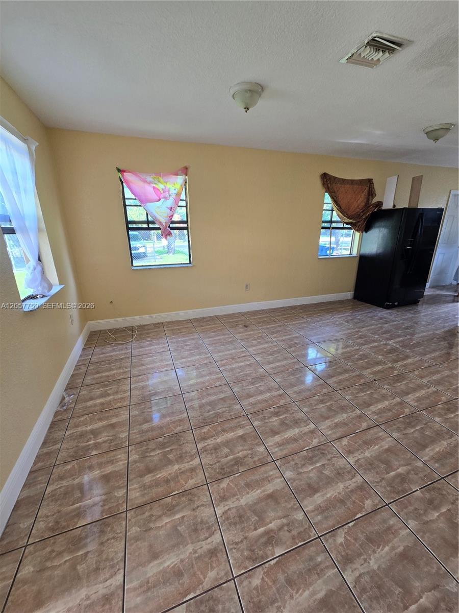 311 NW 97th St # 311, Miami FL 33150 photo 4