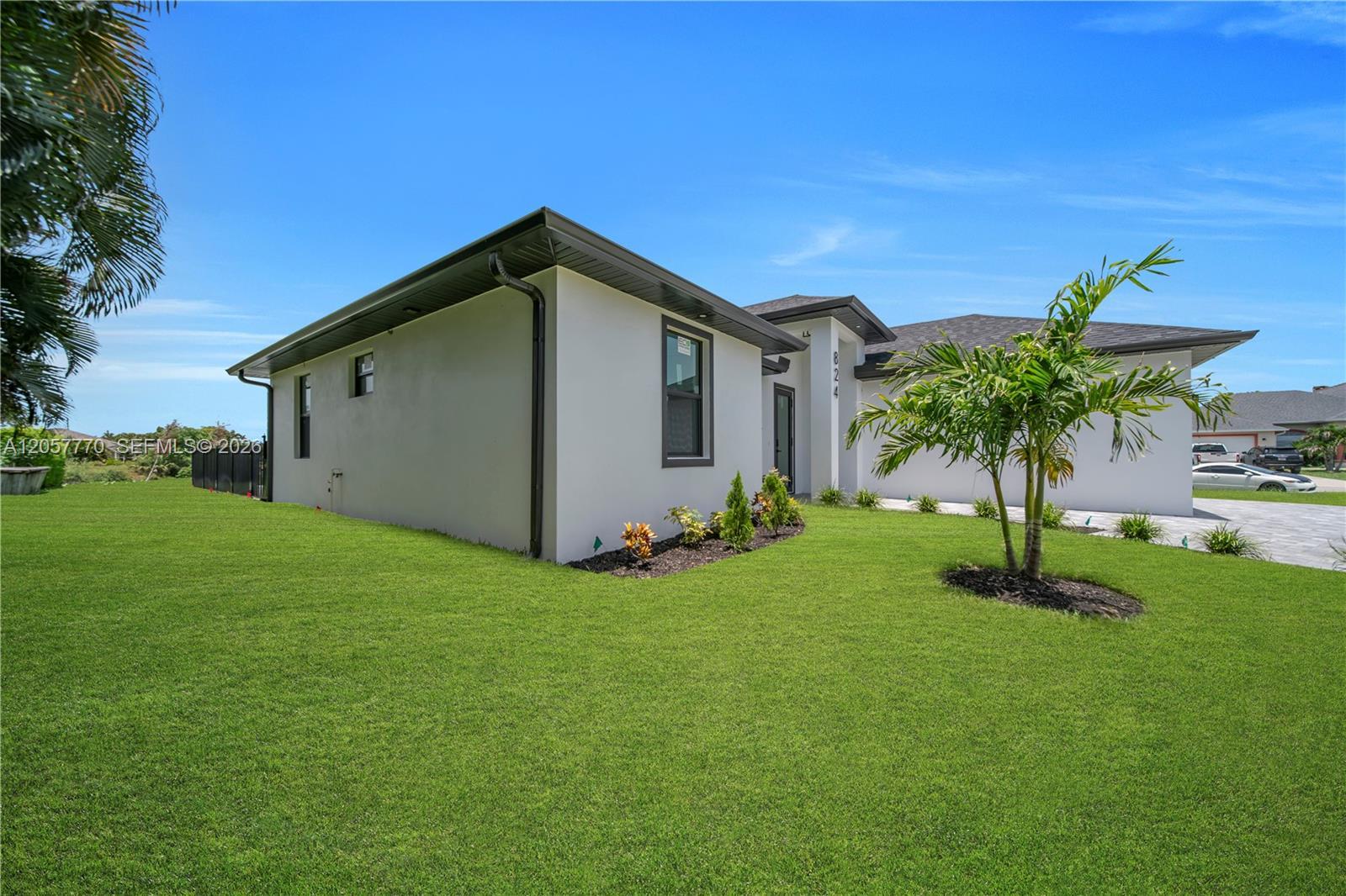 824 SW 15th St, Other City - In The State Of Florida FL 33991 photo 3