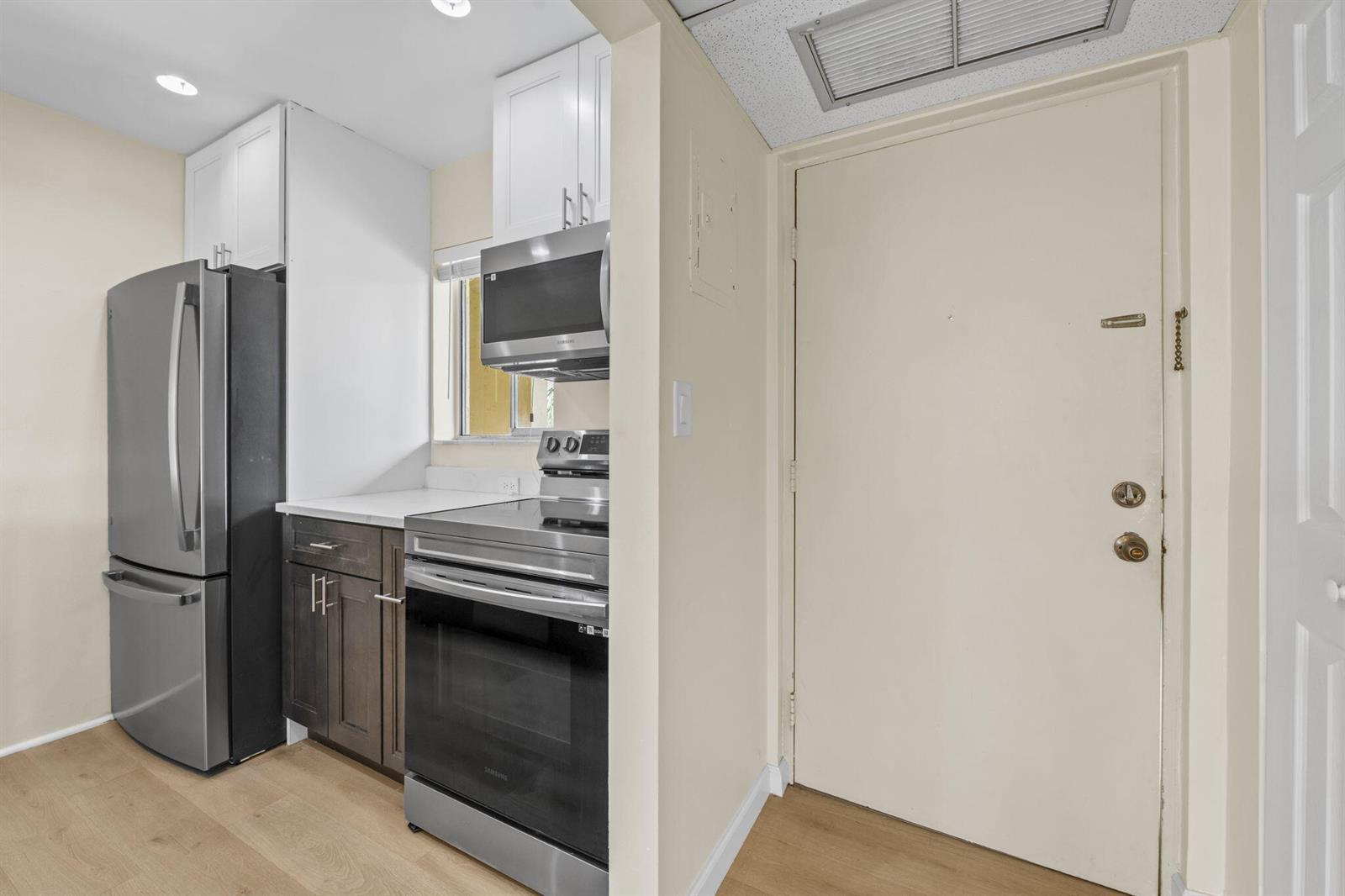 830 SW 9th Street Circle # 204, Boca Raton FL 33486 photo 4