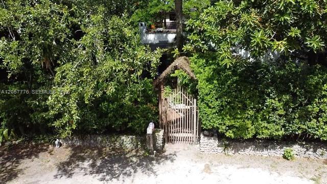 3564 Linden Ln, Miami FL 33133 photo 2