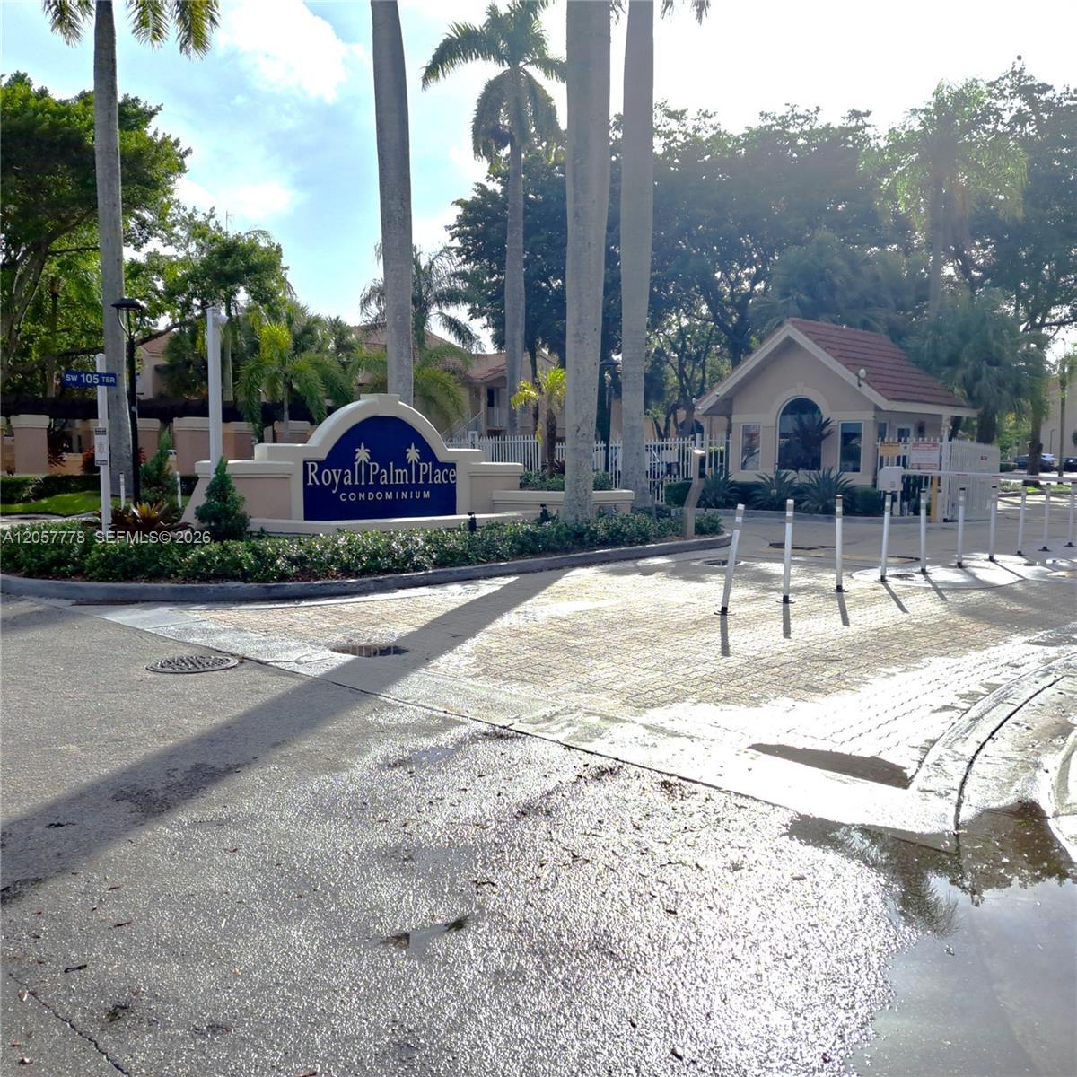 15770 SW 106th Ter # 104, Miami FL 33196 photo 2
