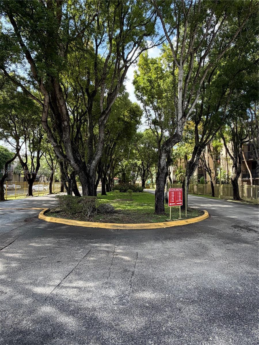Miami, FL 33186 photo 2