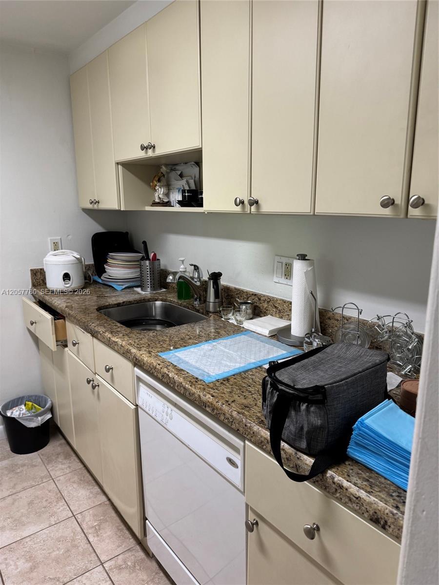 Miami, FL 33186 photo 5