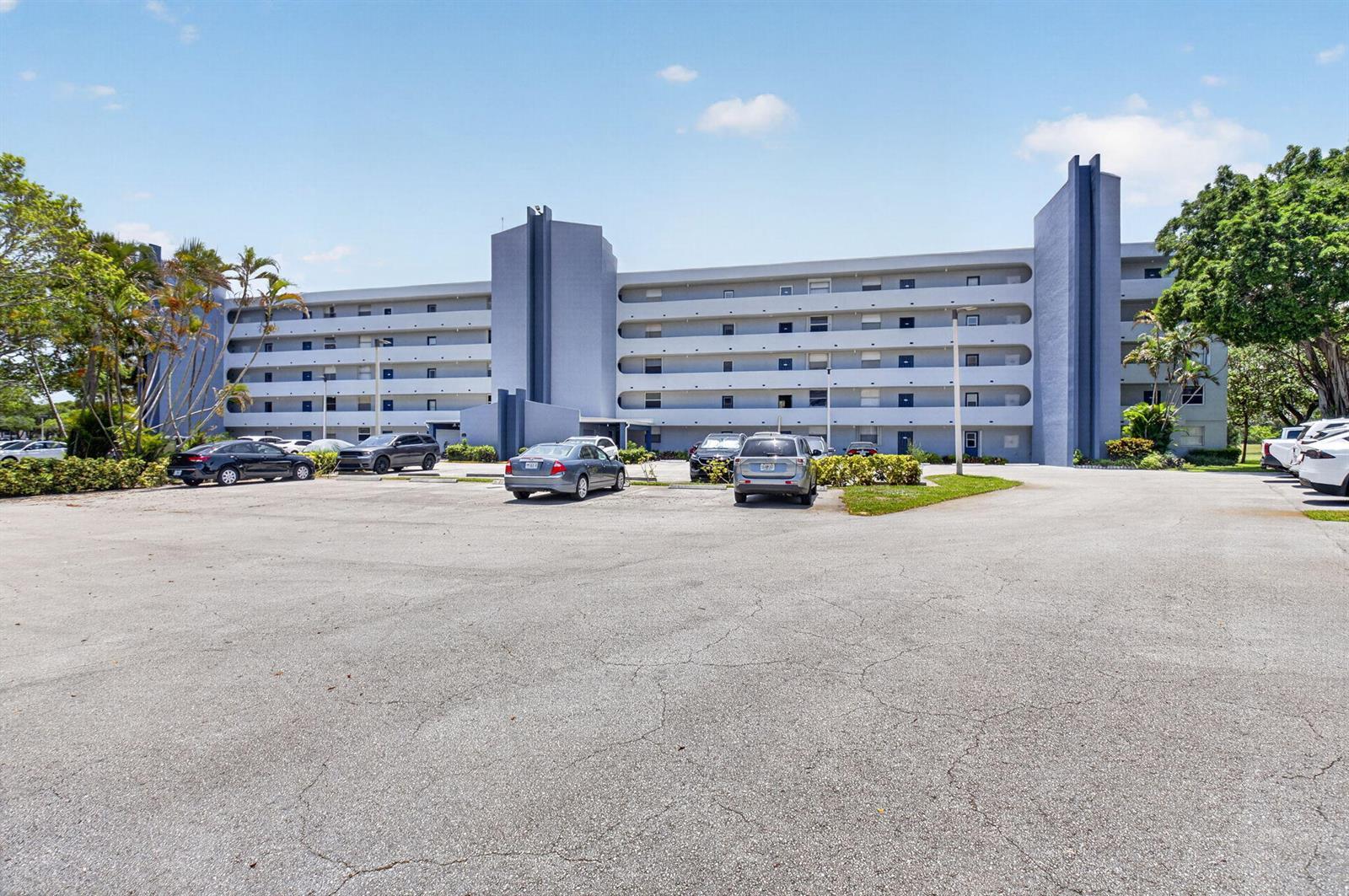 5301 NW 2nd Avenue, Boca Raton FL 33487