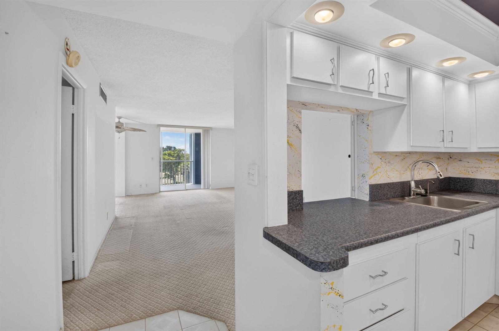 5301 NW 2nd Avenue, Boca Raton FL 33487 photo 5