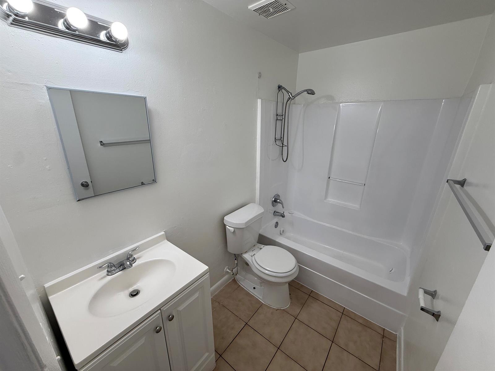 2316 MONROE Street # 10, Hollywood FL 33020 photo 3