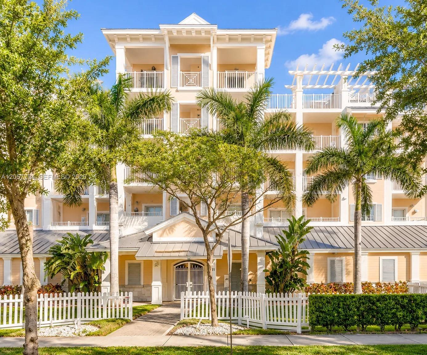 1931 NE 2nd St # 405, Deerfield Beach FL 33441