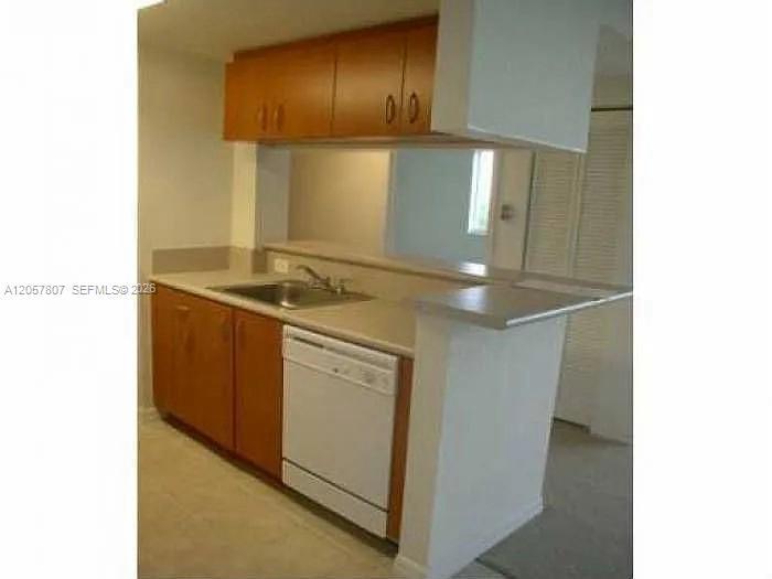816 NW 11th St # 1203, Miami FL 33136 photo 2